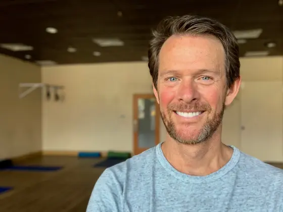 Jeff Bailey,
Spirituality, Spirituality, Health & Wellness, Health & Wellness, Health & Wellness, Yoga
Expert at Muestra de clase magistral GRATUITA con más de 30 clases